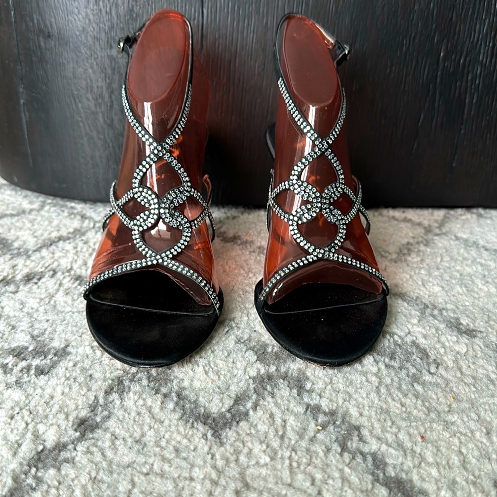 Nina Velonie Black and luster formal heels.